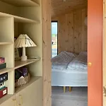 度假居 Modern Summer House Overlooking The Water *